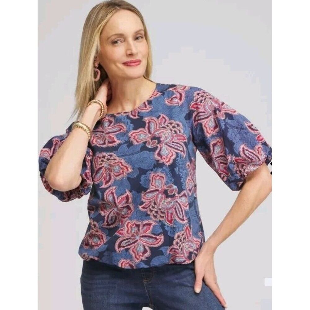 Chicos Floral Bubble Hem Top  Size M Lined Knit Blue Pink 3/4 Sleeve Stretch